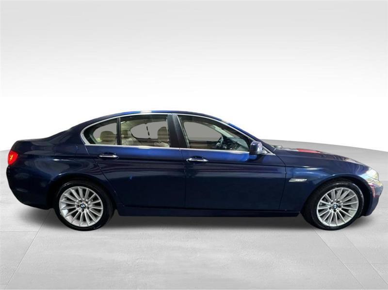 BMW 5-Series 535i 2013