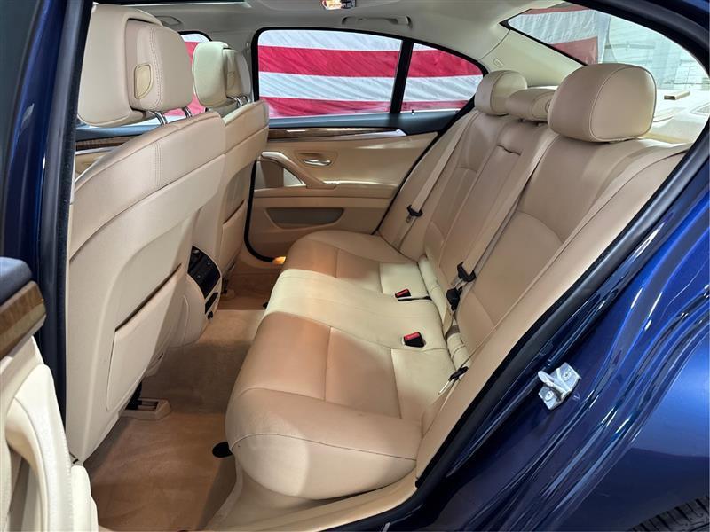 BMW 5-Series 535i 2013