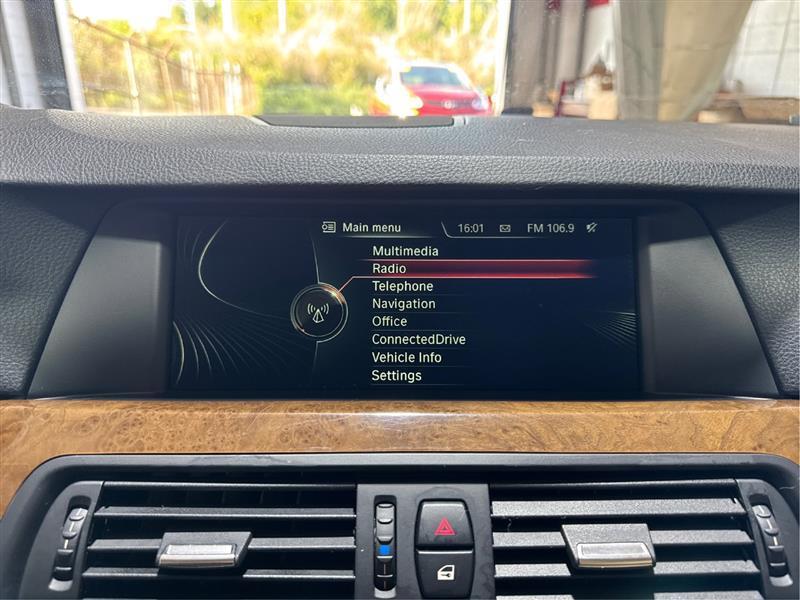 BMW 5-Series 535i 2013