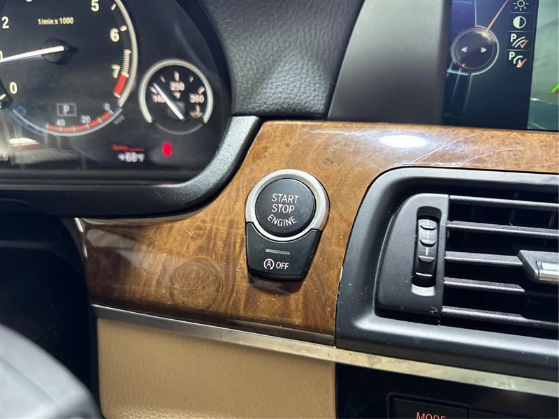 BMW 5-Series 535i 2013