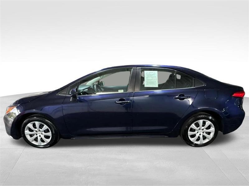 Toyota Corolla LE 2022