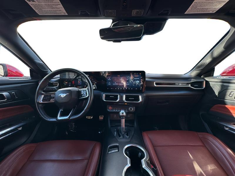 Ford Mustang photo 12