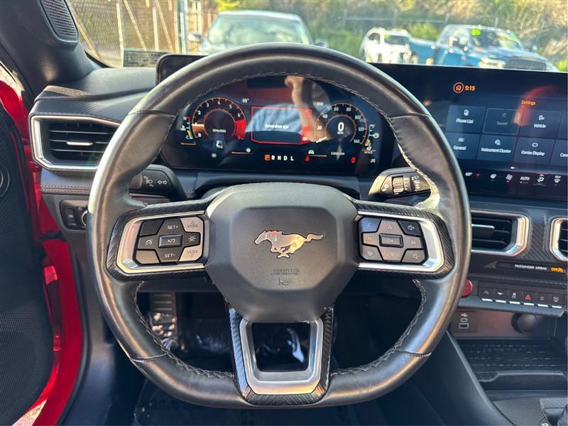 Ford Mustang photo 16