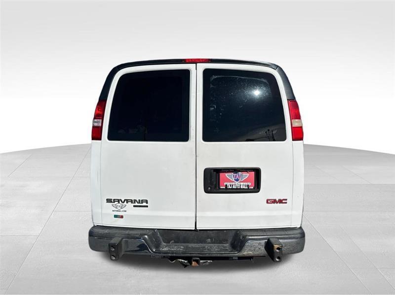GMC Savana G2500 Cargo 2015