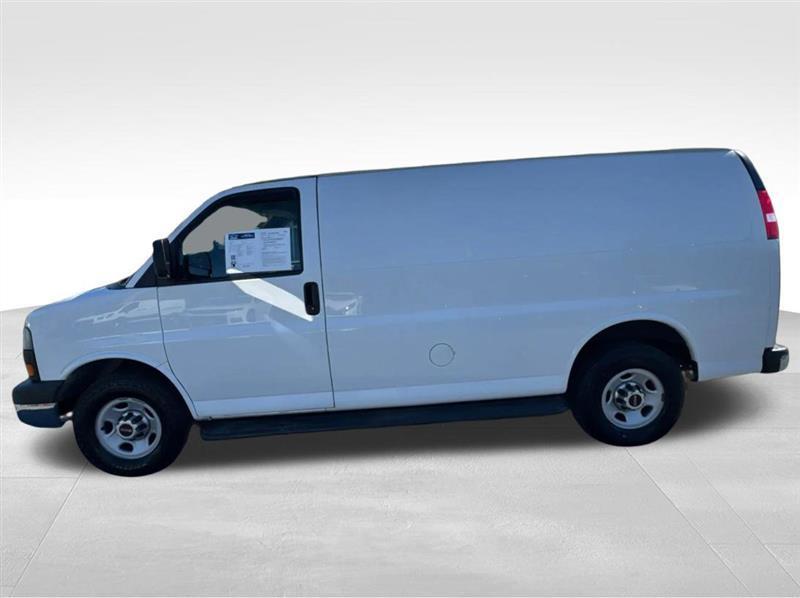 GMC Savana G2500 Cargo 2015
