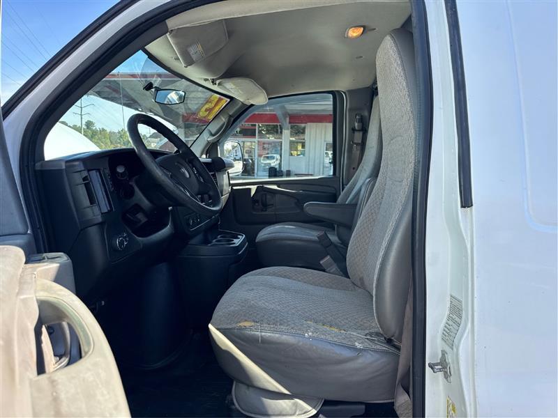 GMC Savana G2500 Cargo 2015