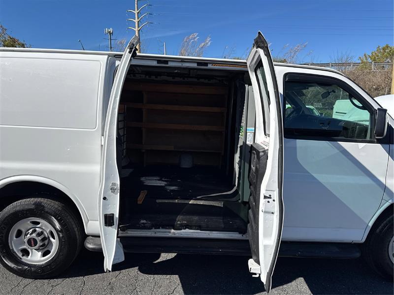 GMC Savana G2500 Cargo 2015
