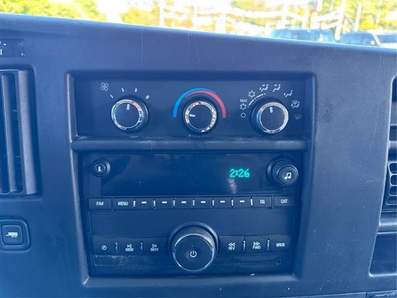 GMC Savana G2500 Cargo 2015