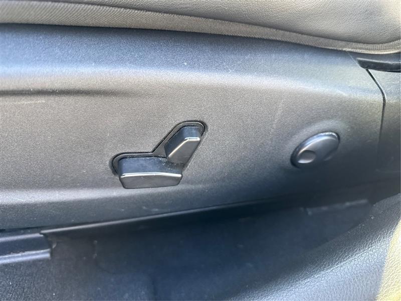 Chrysler 300 photo 18