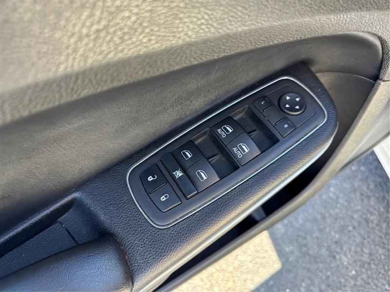Chrysler 300 photo 35