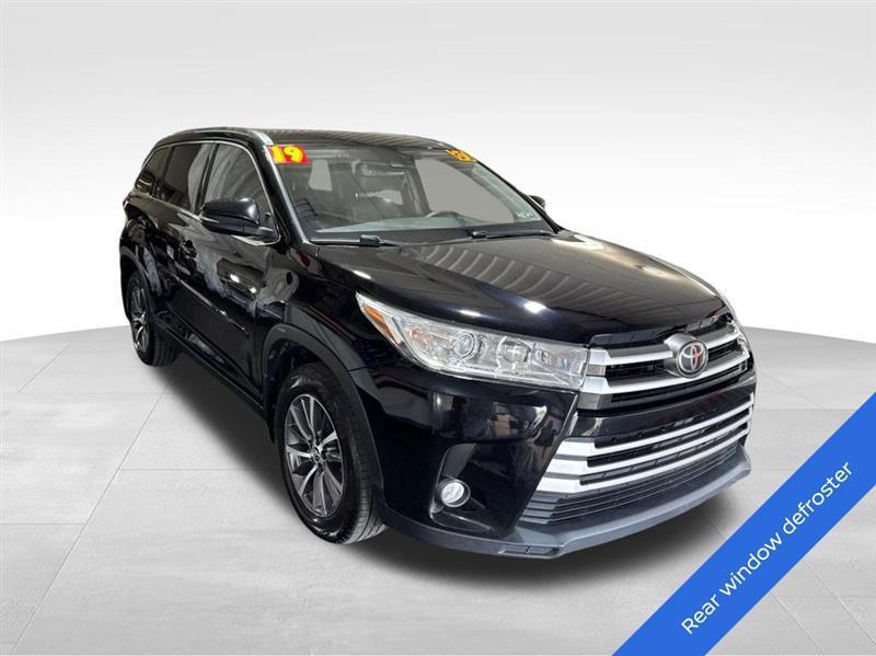 Toyota Highlander XLE AWD V6 2019