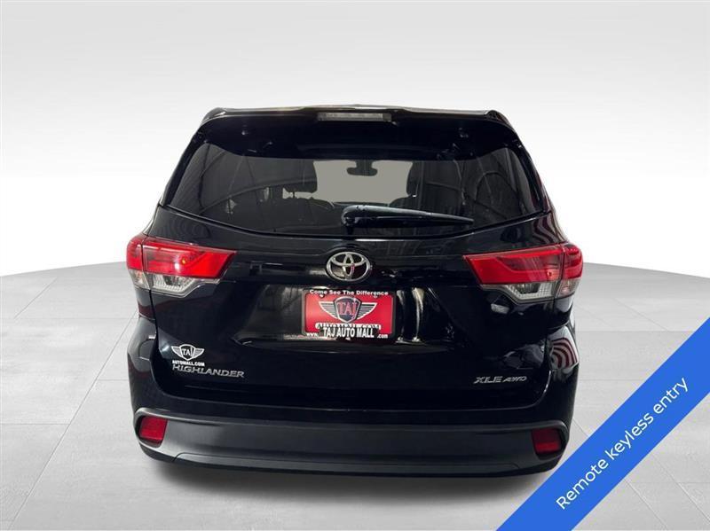 Toyota Highlander XLE AWD V6 2019
