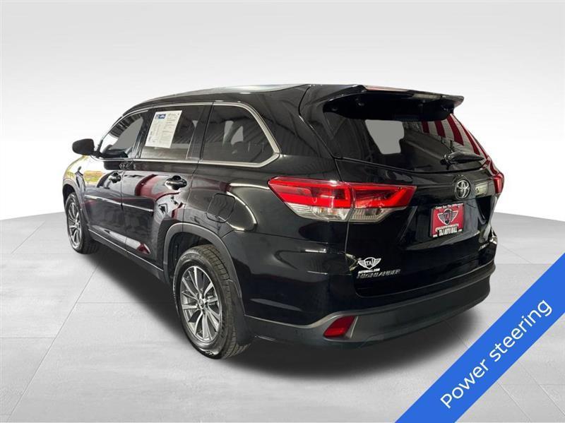 Toyota Highlander XLE AWD V6 2019