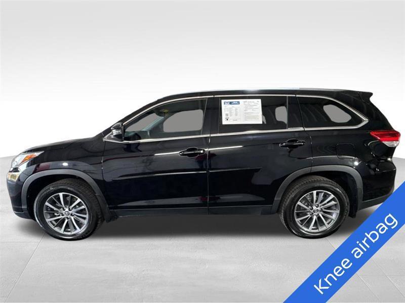 Toyota Highlander XLE AWD V6 2019