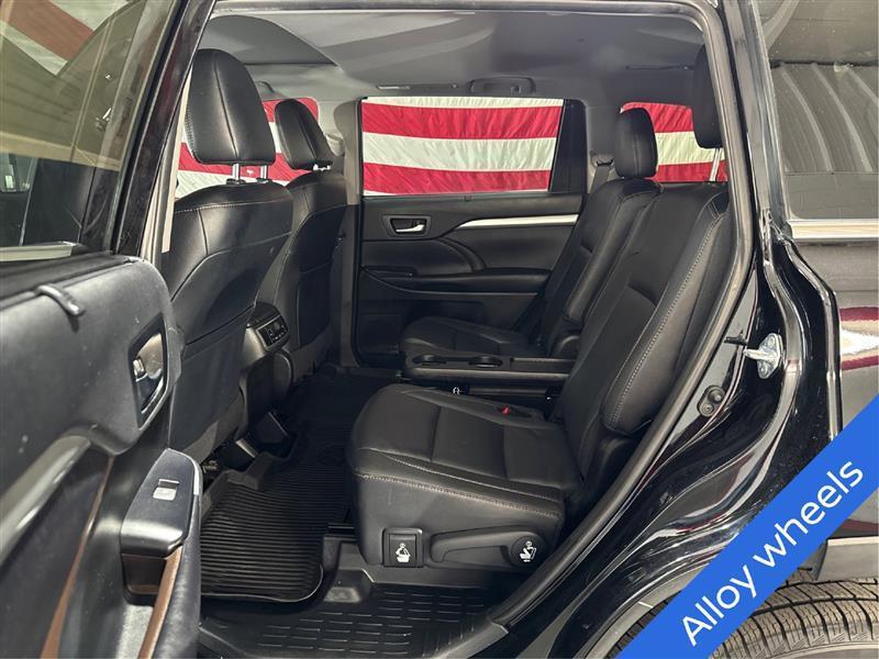 Toyota Highlander XLE AWD V6 2019