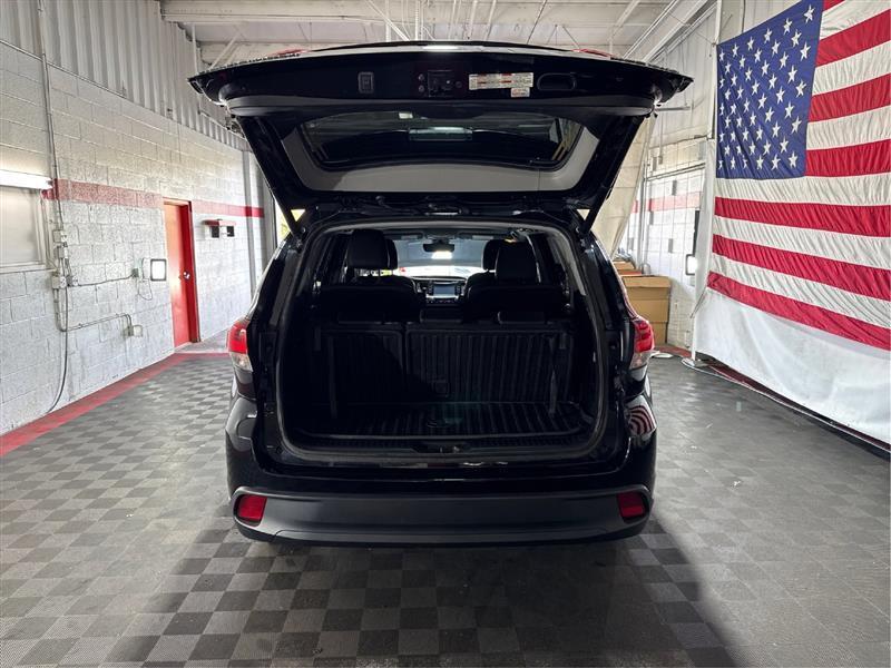 Toyota Highlander XLE AWD V6 2019