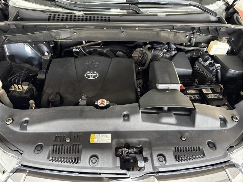 Toyota Highlander XLE AWD V6 2019