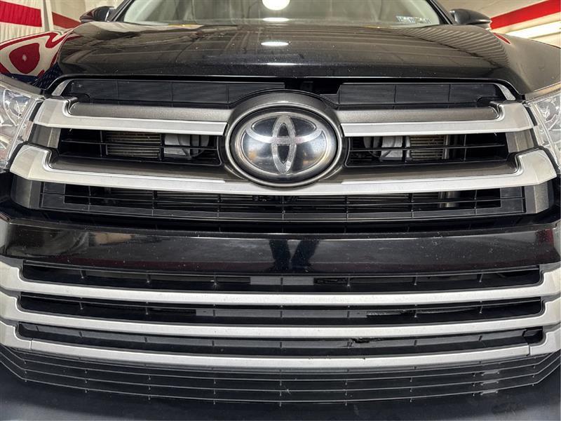 Toyota Highlander XLE AWD V6 2019