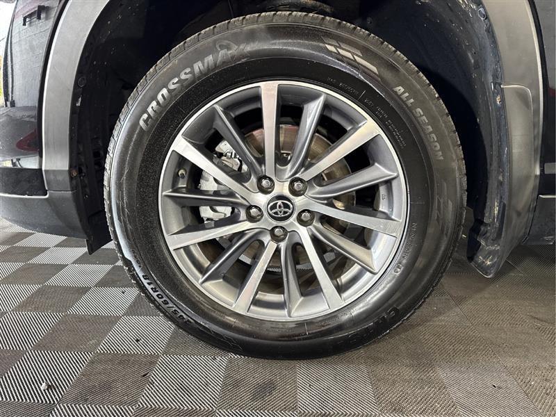 Toyota Highlander XLE AWD V6 2019