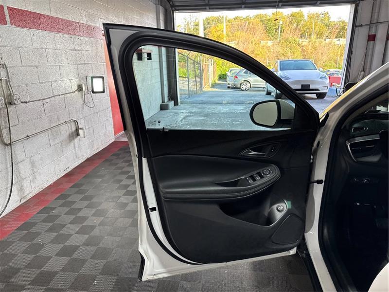 Buick Encore GX photo 19