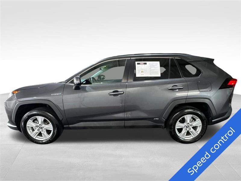 Toyota RAV4 Hybrid LE 2020