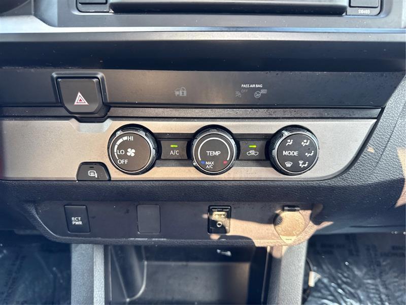Toyota Tacoma SR5 Access Cab I4 6AT 2WD 2019