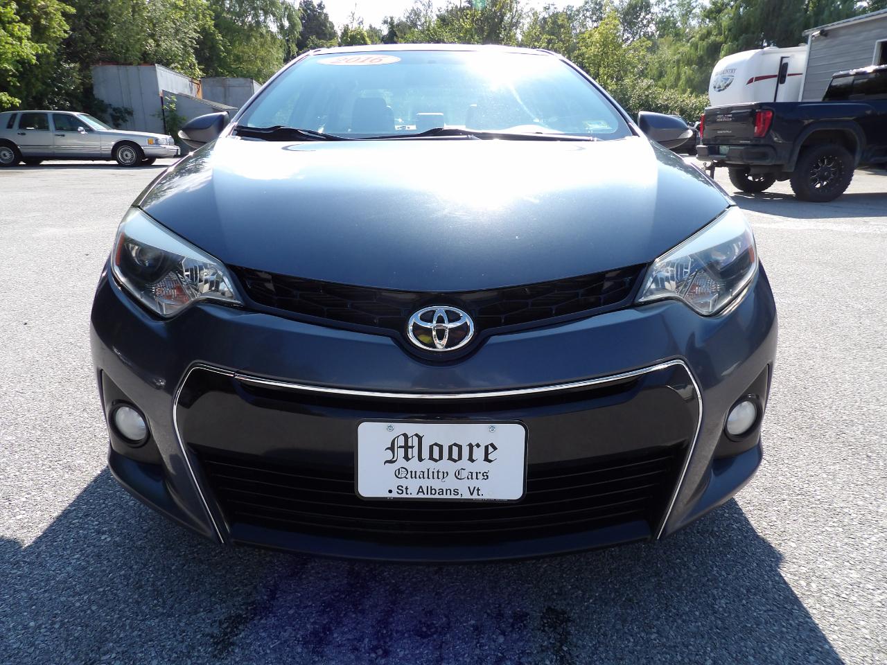Toyota Corolla 4dr Sdn CVT S w/Special Edition Pkg (Natl) 2016