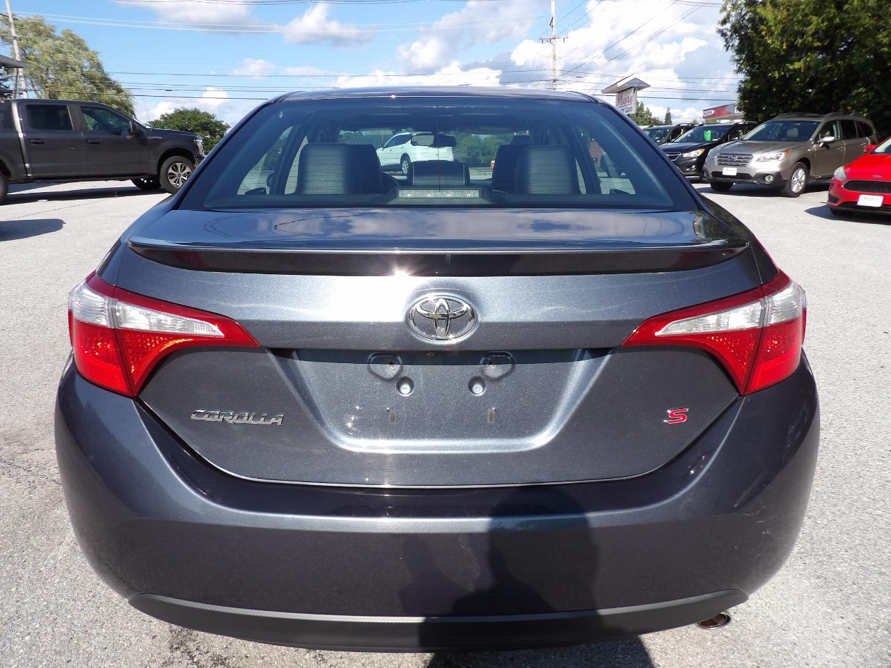 Toyota Corolla 4dr Sdn CVT S w/Special Edition Pkg (Natl) 2016