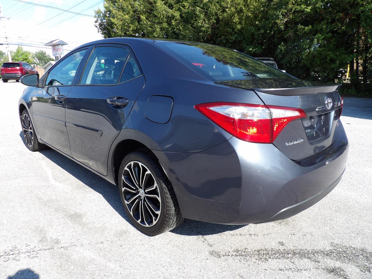 Toyota Corolla 4dr Sdn CVT S w/Special Edition Pkg (Natl) 2016