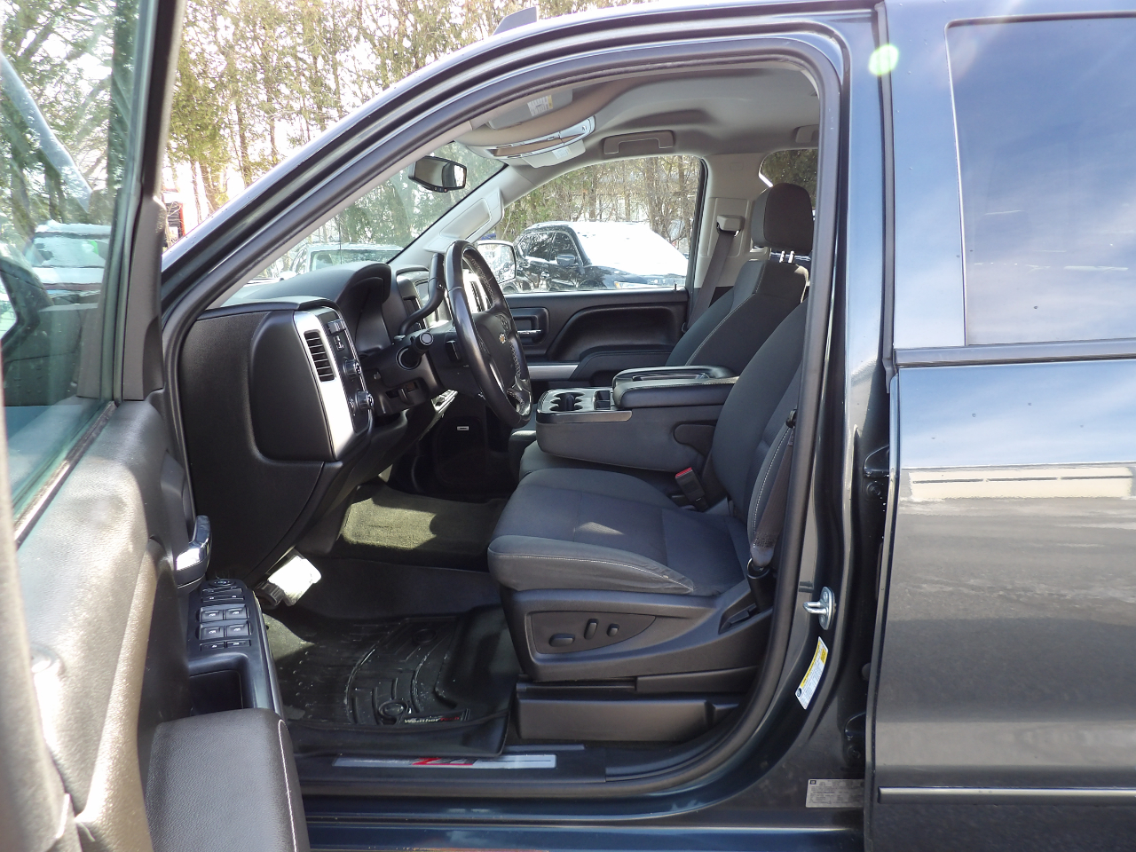 Chevrolet Silverado 1500 4WD Double Cab 143.5" LT w/2LT 2017