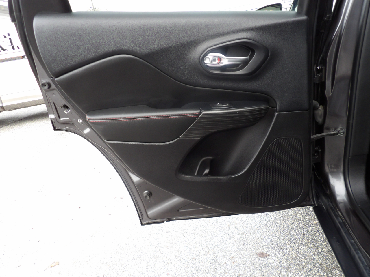 Jeep Cherokee 4WD 4dr Trailhawk 2016