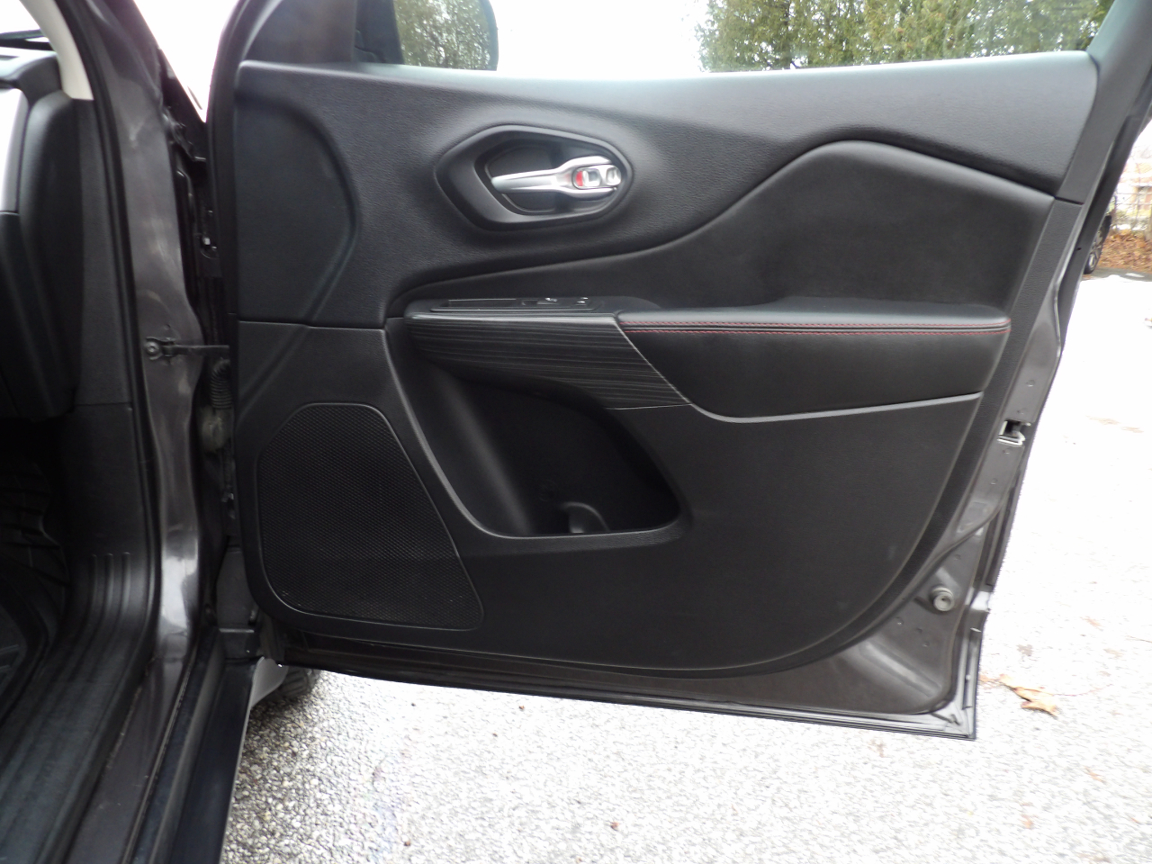 Jeep Cherokee 4WD 4dr Trailhawk 2016