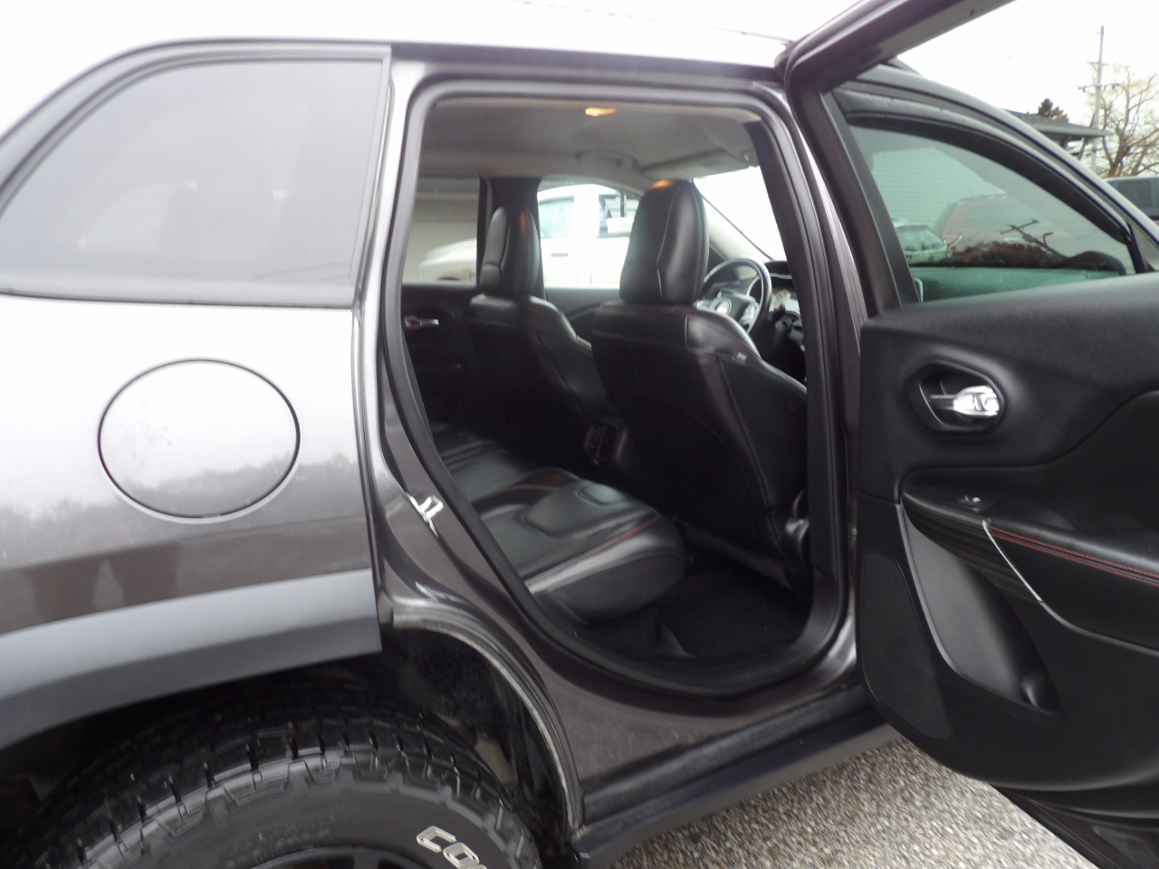 Jeep Cherokee 4WD 4dr Trailhawk 2016