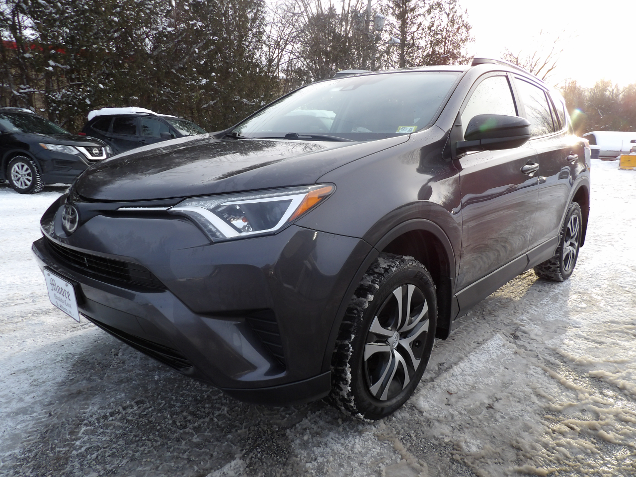 Toyota RAV4 LE AWD (Natl) 2017