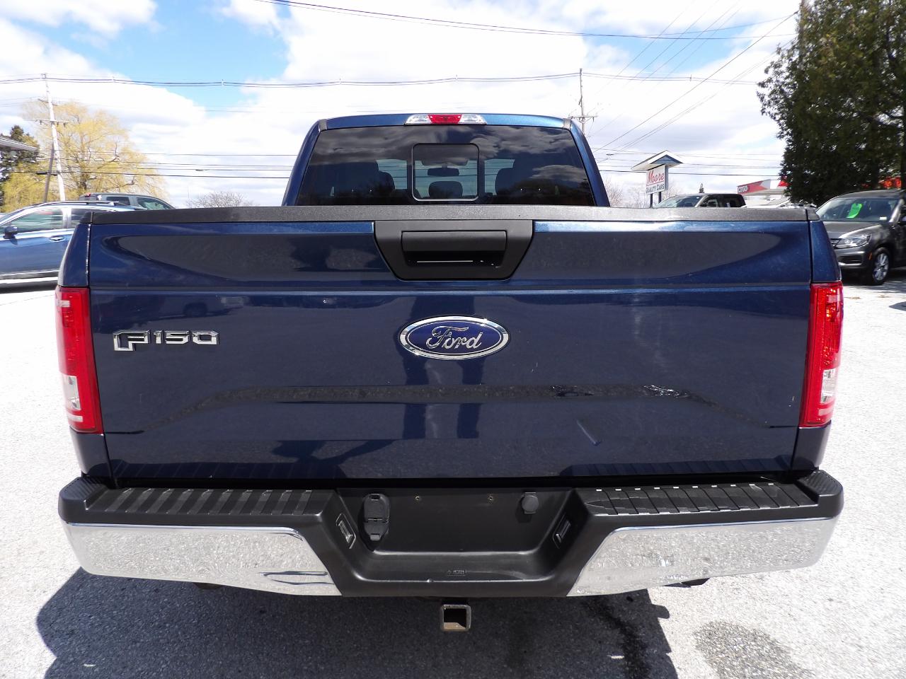 Ford F-150 4WD SuperCab 145" Lariat 2016