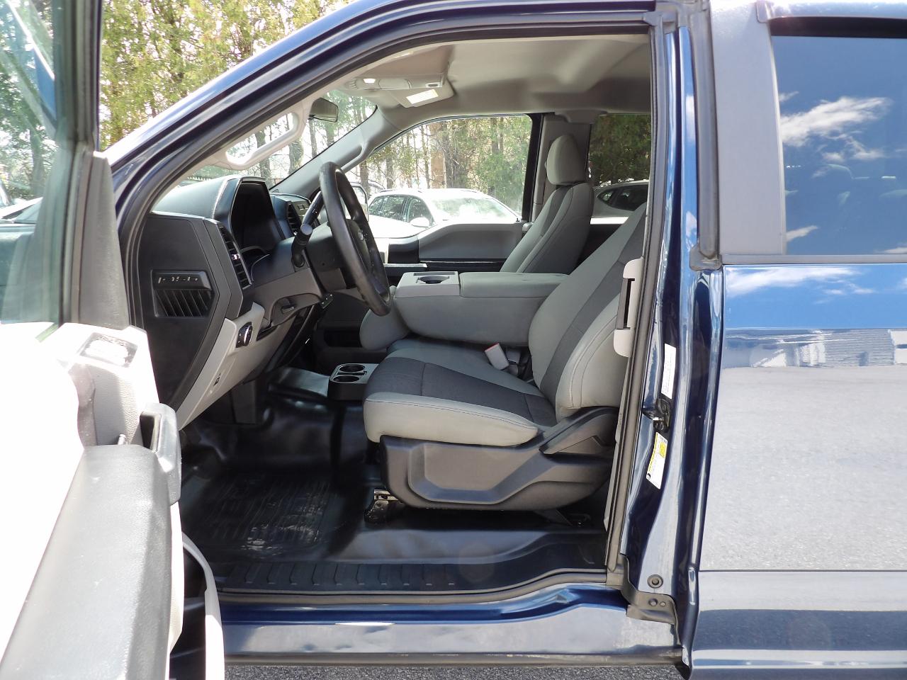 Ford F-150 4WD SuperCab 145" Lariat 2016