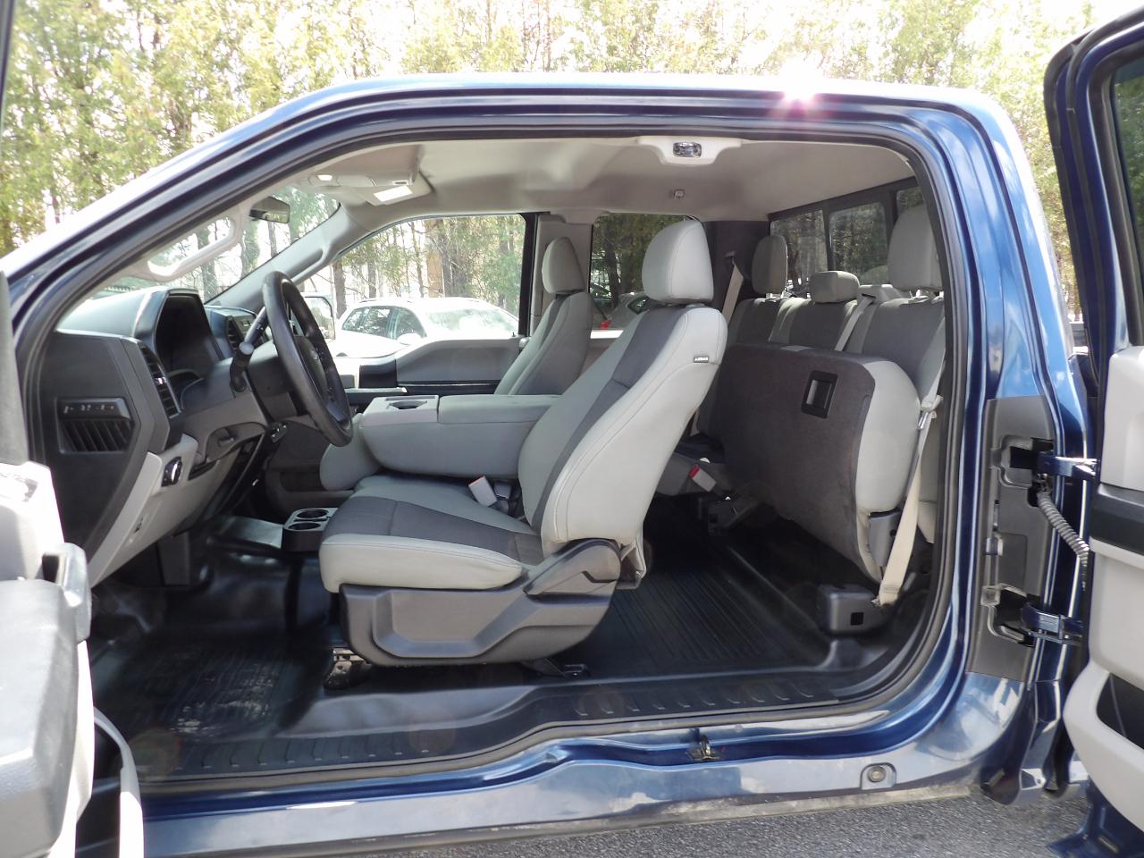 Ford F-150 4WD SuperCab 145" Lariat 2016