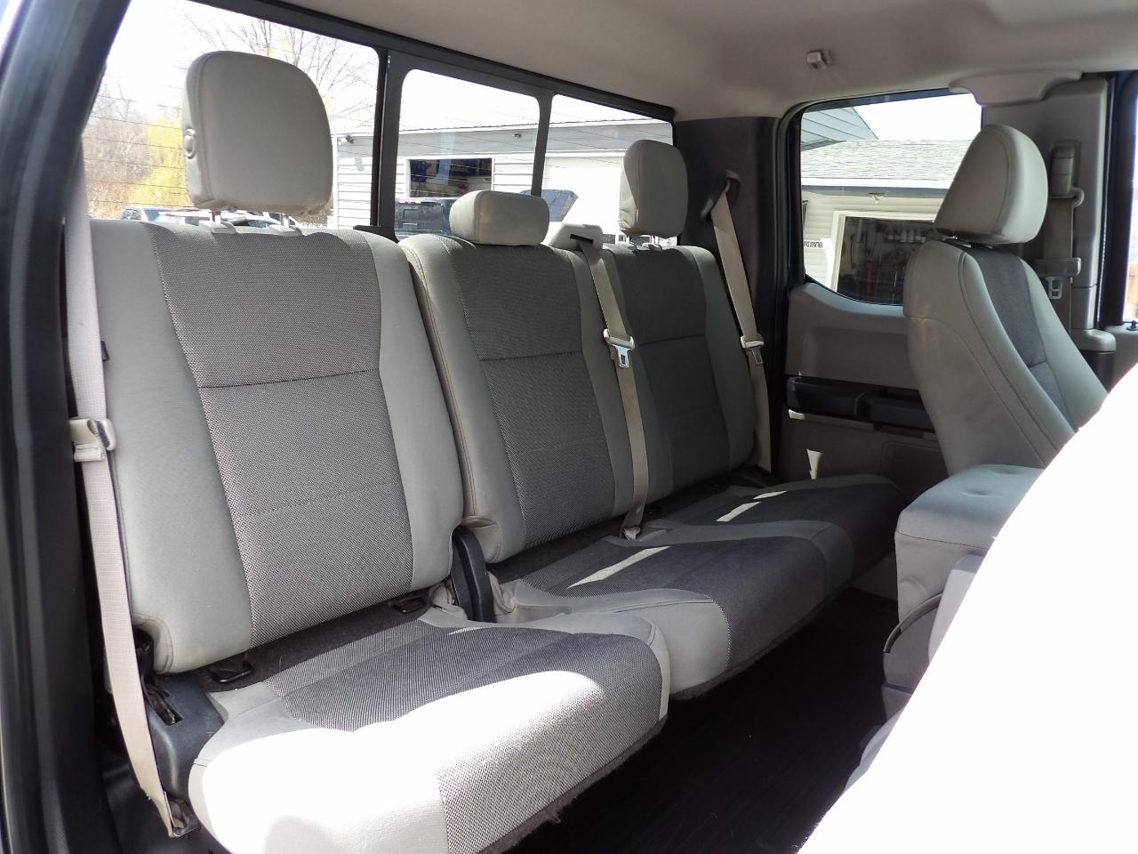 Ford F-150 4WD SuperCab 145" Lariat 2016