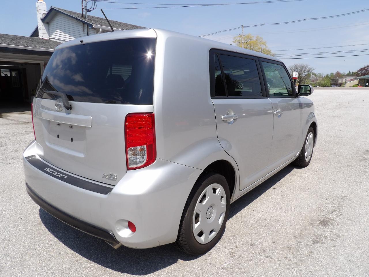 Scion xB 5dr Wgn Man (Natl) 2014