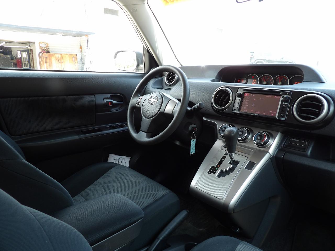 Scion xB 5dr Wgn Man (Natl) 2014
