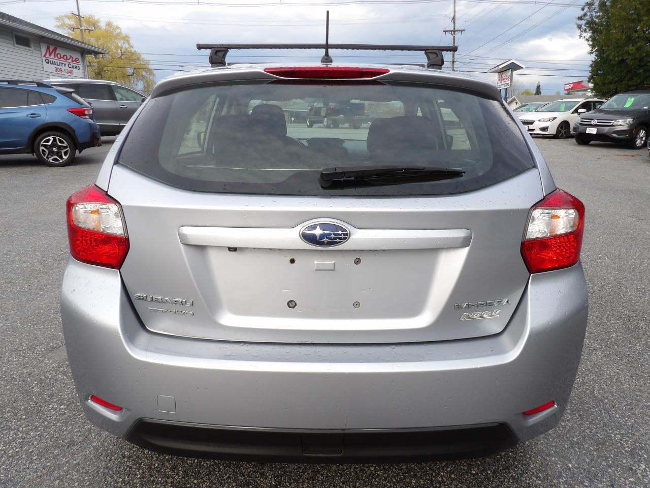 Subaru Impreza Wagon 5dr CVT 2.0i Premium 2016