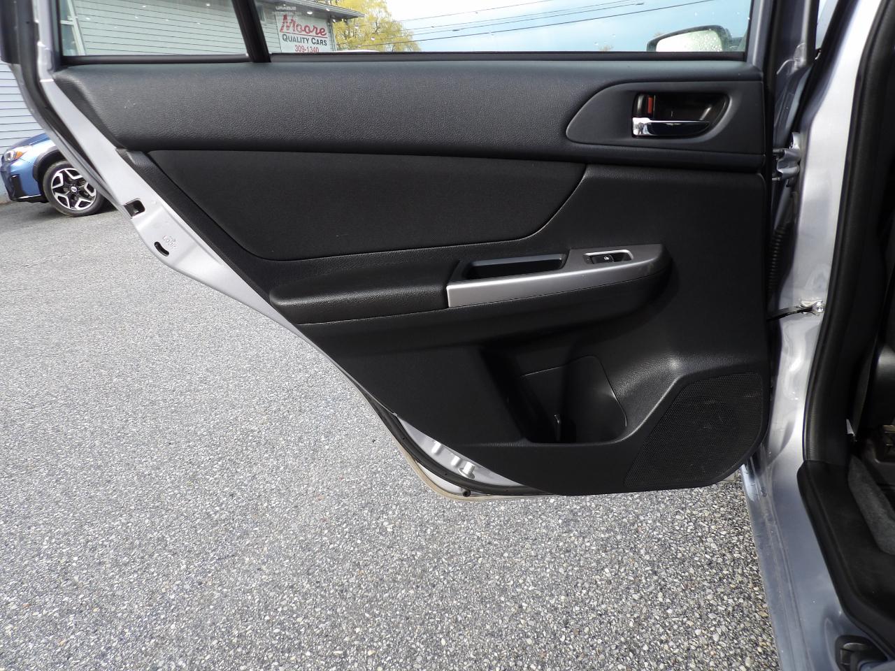 Subaru Impreza Wagon 5dr CVT 2.0i Premium 2016
