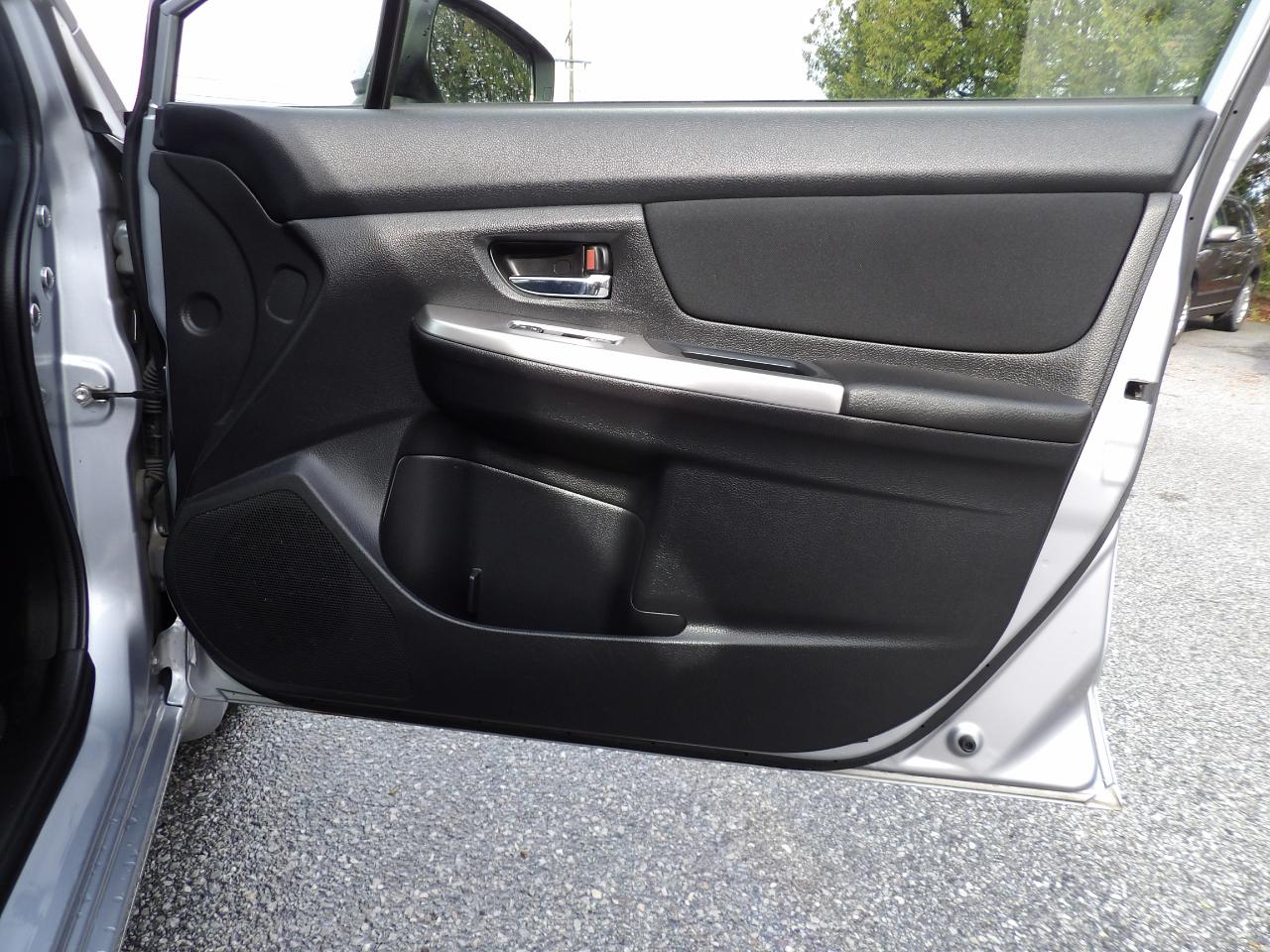 Subaru Impreza Wagon 5dr CVT 2.0i Premium 2016