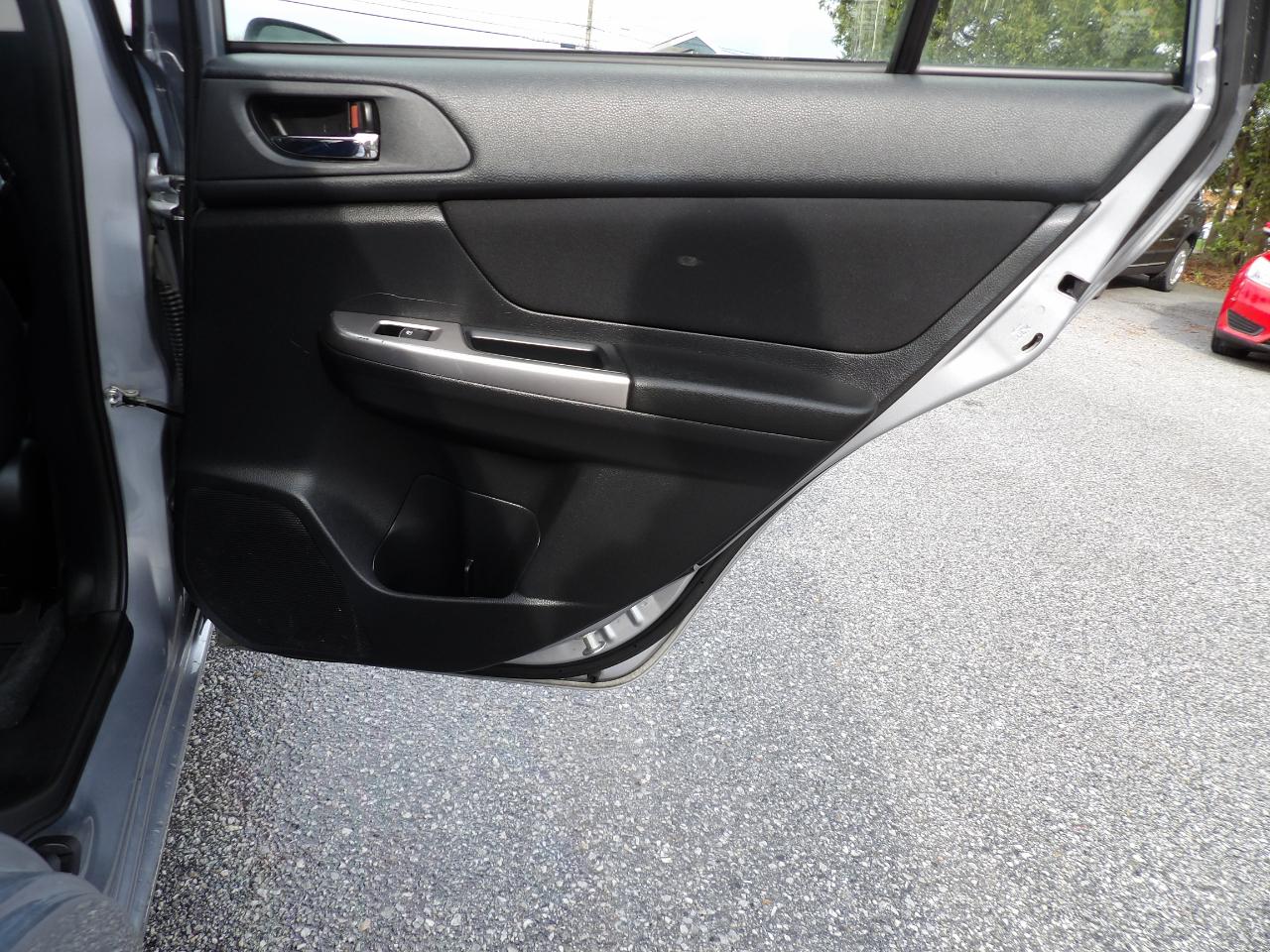 Subaru Impreza Wagon 5dr CVT 2.0i Premium 2016