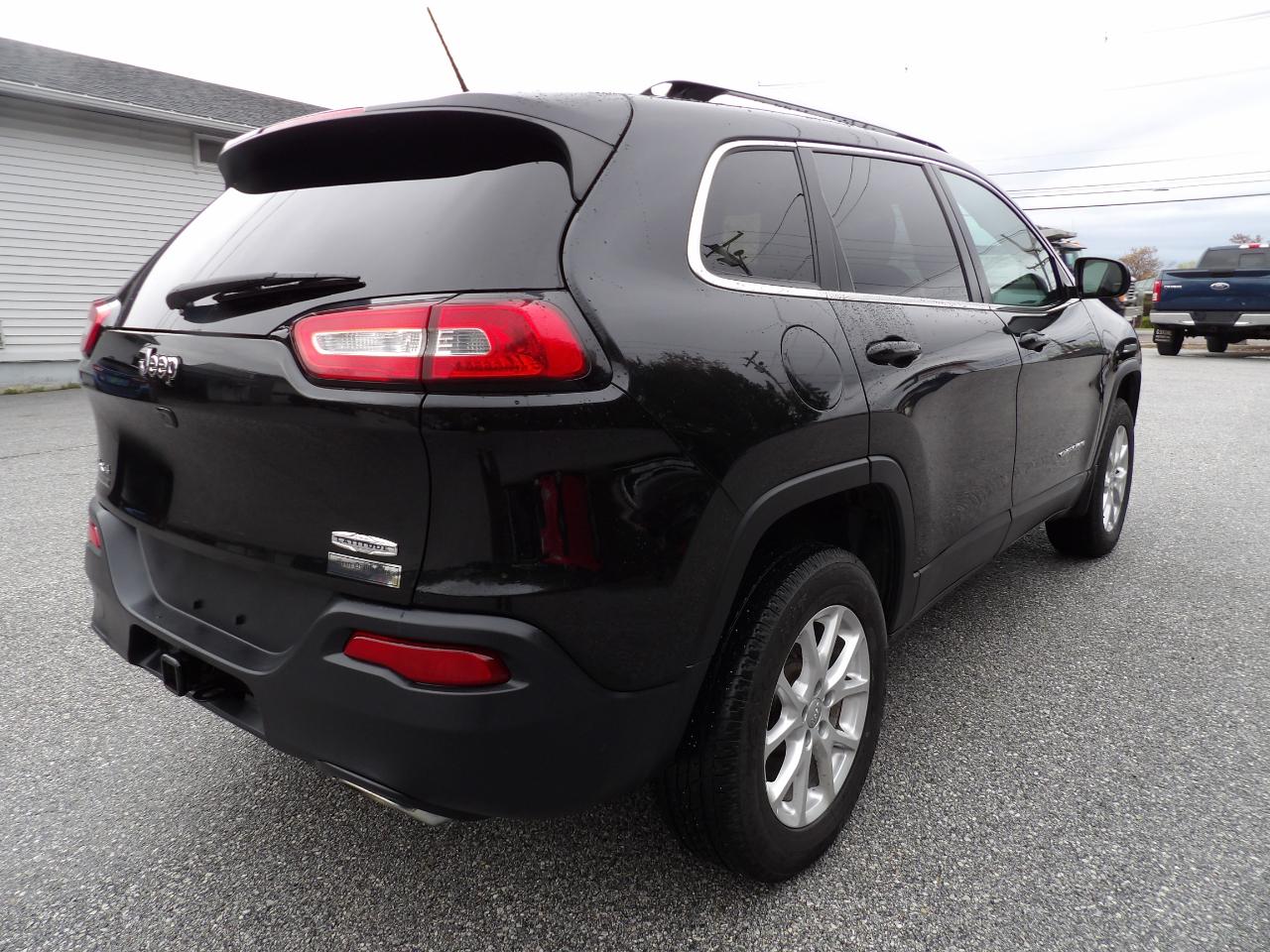 Jeep Cherokee 4WD 4dr Latitude 2015