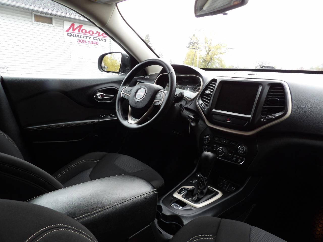 Jeep Cherokee 4WD 4dr Latitude 2015