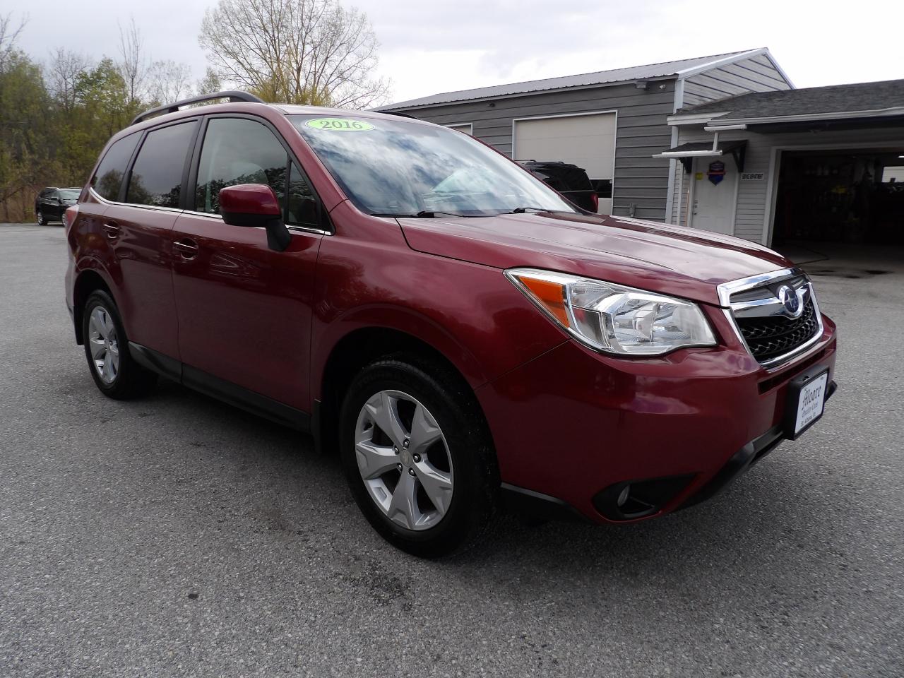 Subaru Forester 4dr CVT 2.5i Limited PZEV 2016