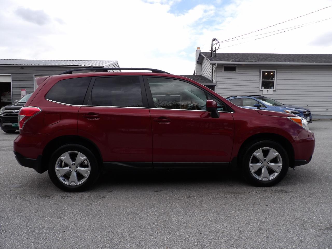 Subaru Forester 4dr CVT 2.5i Limited PZEV 2016