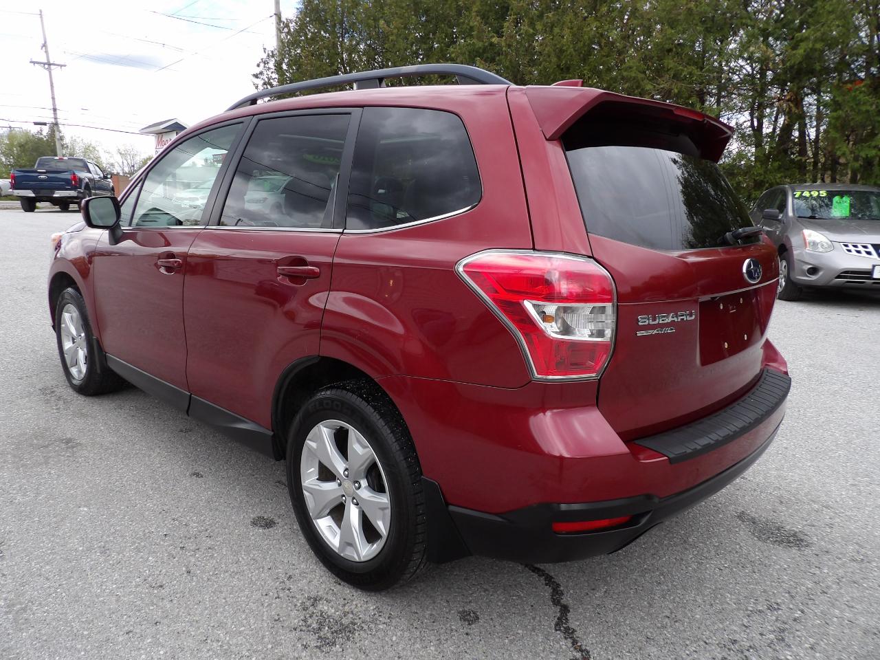Subaru Forester 4dr CVT 2.5i Limited PZEV 2016