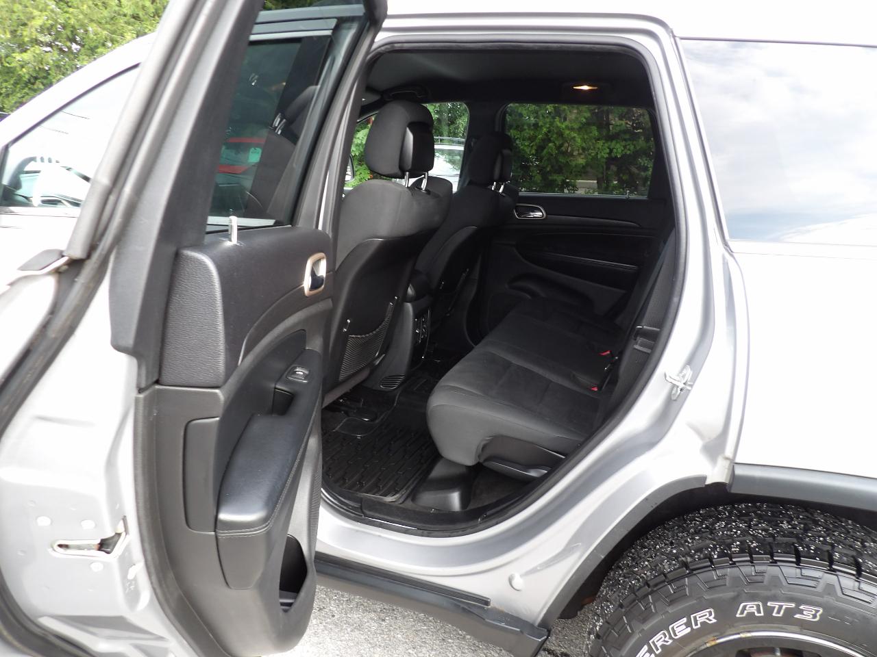 Jeep Grand Cherokee 4WD 4dr Laredo 2015
